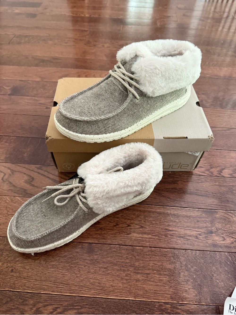 Hey Dude Women's Taupe Faux-Fur Cuffed Moccasin Slippers